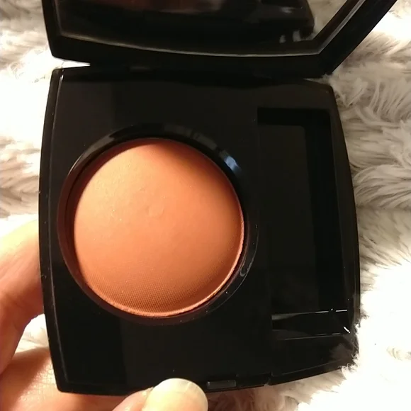 Chanel Blush #320 Rouge Profound - Picture 4 of 4